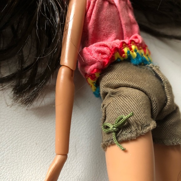 Bratz Doll Yasmin 2001 pink boots brown hair Bratz in the Wild - Picture 2 of 9